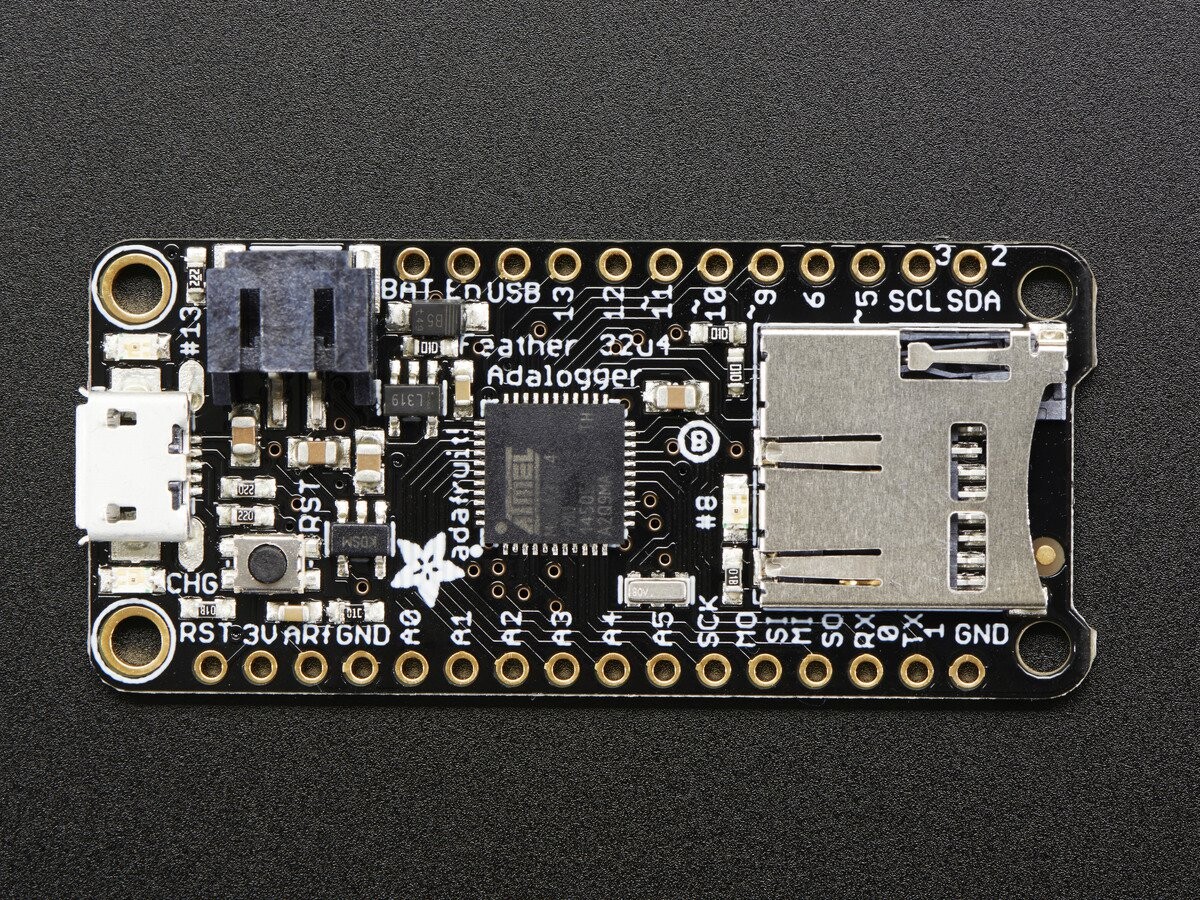 Adafruit Feather 32u4 Adalogger med indbygget USB & LiPo-batteriladningsstik 2795
