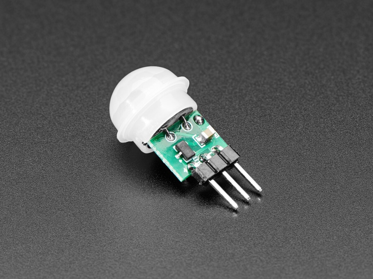 Adafruit Mini PIR bevægelsesensor med 3-pin header, egnet til breadboard, artikelnummer 4871