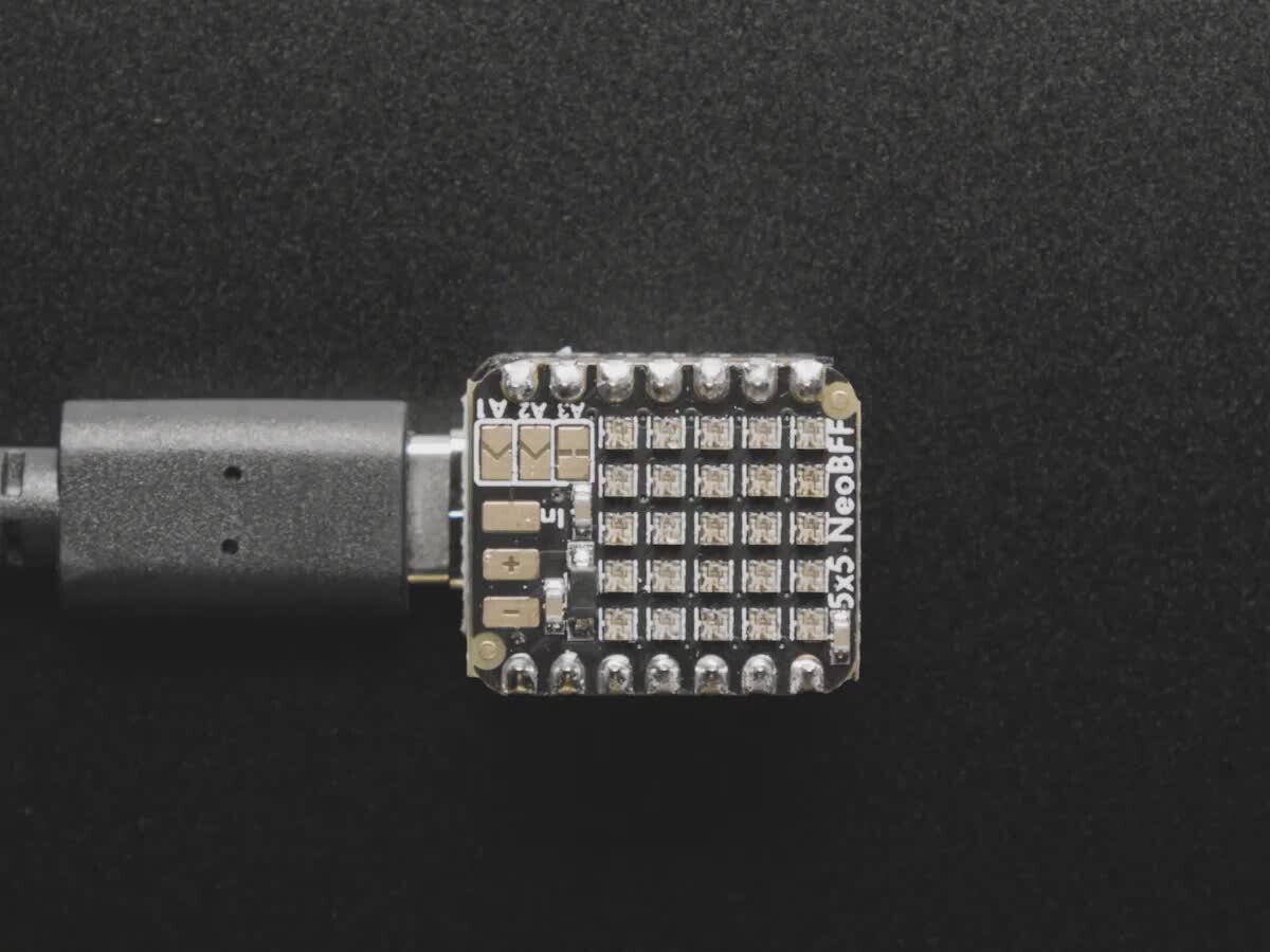 Adafruit 5x5 NeoPixel Grid Add-On for QT Py og XIAO 5646