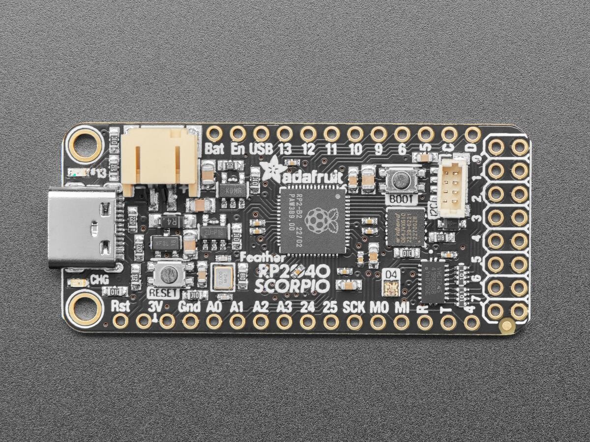 Adafruit Feather RP2040 SCORPIO - 8-kanals NeoPixel driver 5650