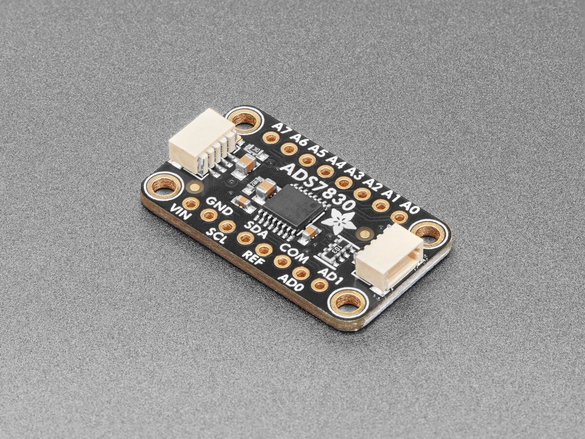 Adafruit ADS7830 8-Kanal 8-bit ADC med I2C STEMMA QT Qwiic 5836