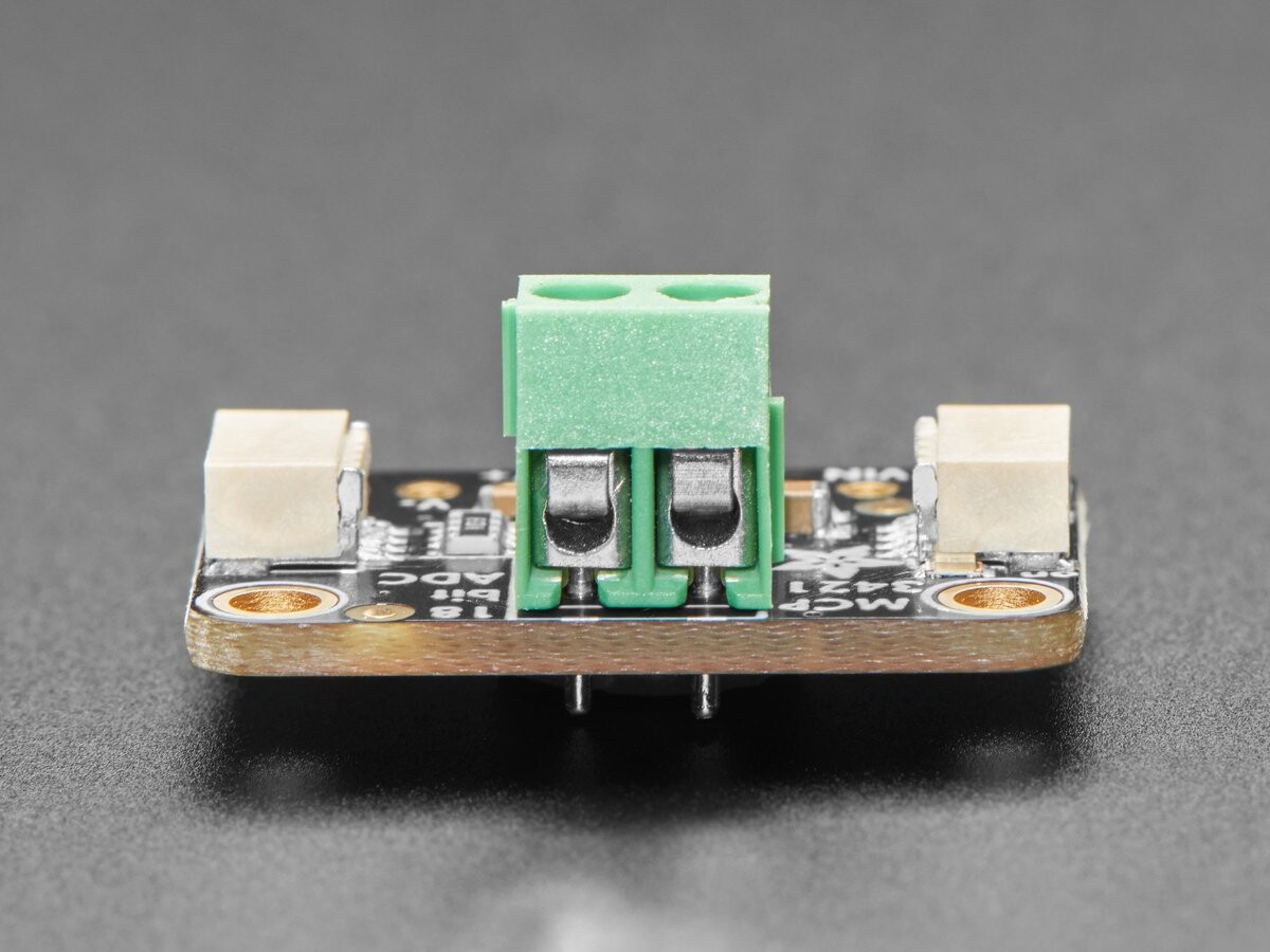 Adafruit MCP3421 18-bit ADC STEMMA QT Qwiic 5870
