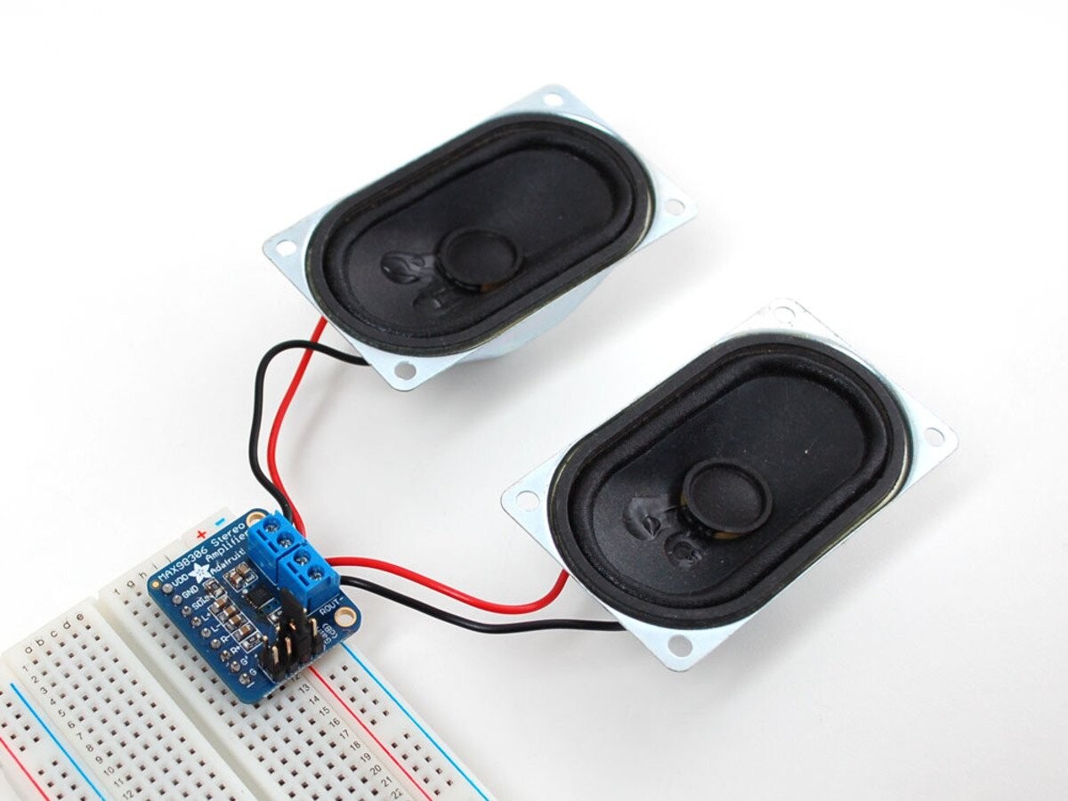 Adafruit 3,7W Klasse D Stereo Audioforstærker MAX98306 med header 987