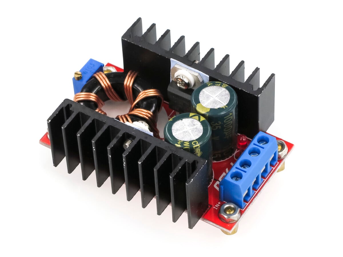 150W DC-DC 10-32V til 12-35V justerbar Step-UP strømforsyning, modul