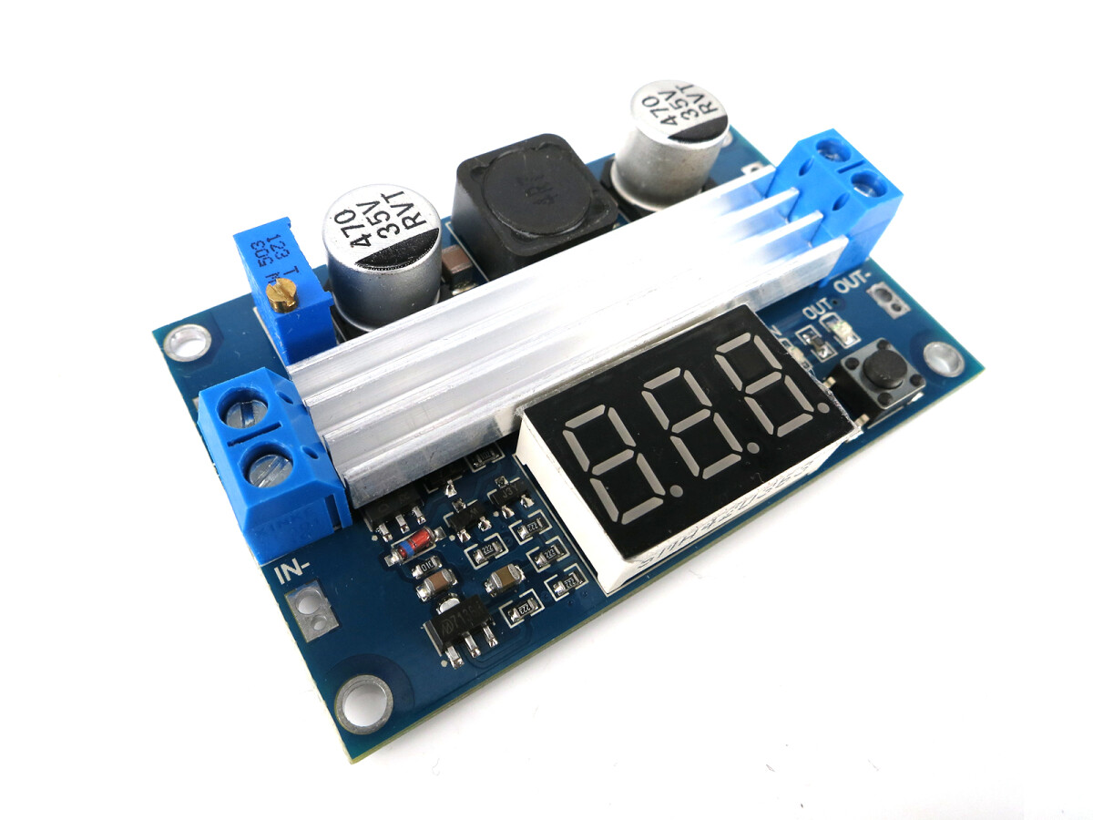 DC-DC Step-up spændingsregulator 100W 3-35V til 3,5V-35V med LED-voltmeter power modul