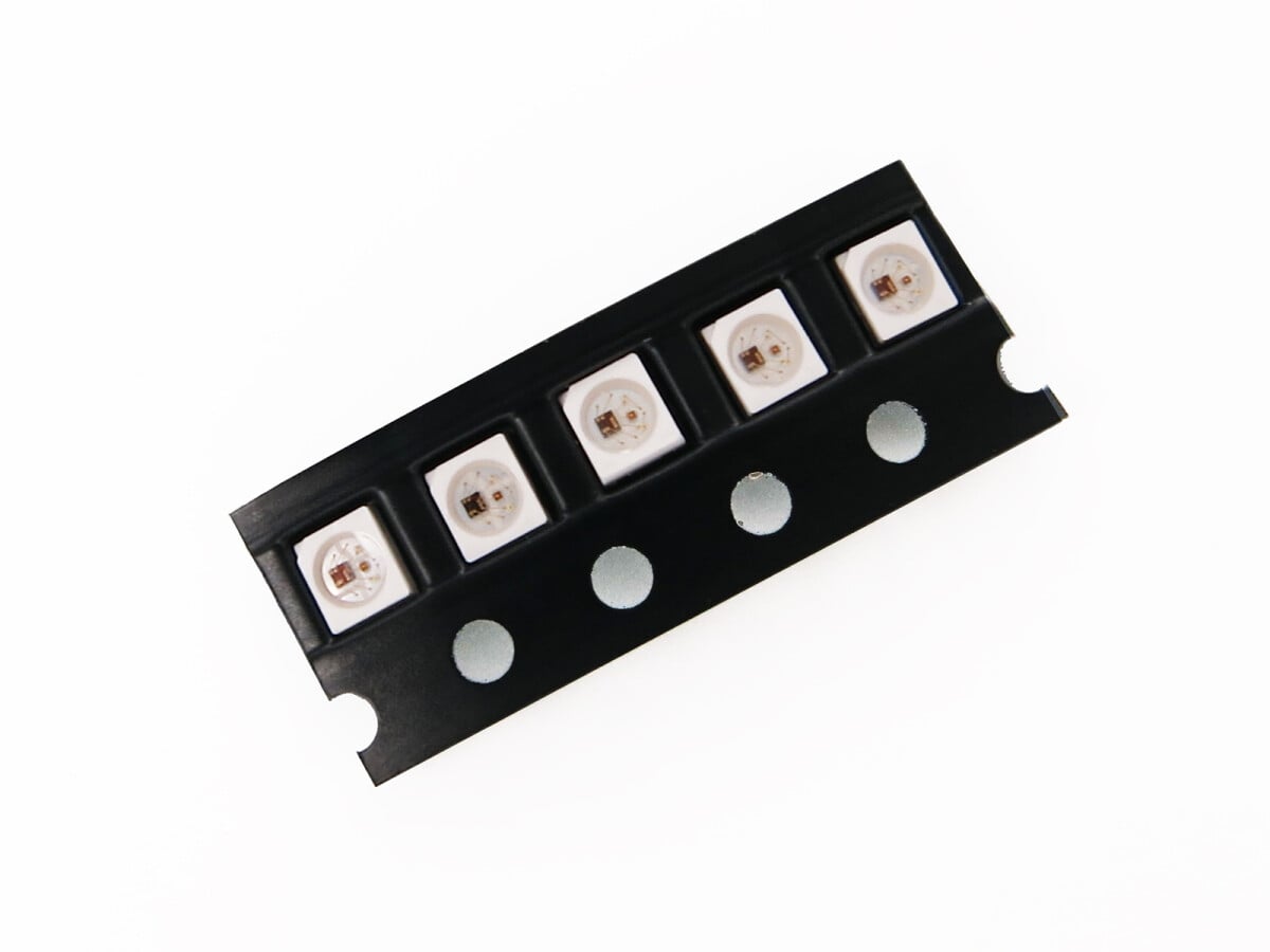 10 x RGB LED med IC SK6112 SMD 2427 4 PIN SK6112MICRO-J-10