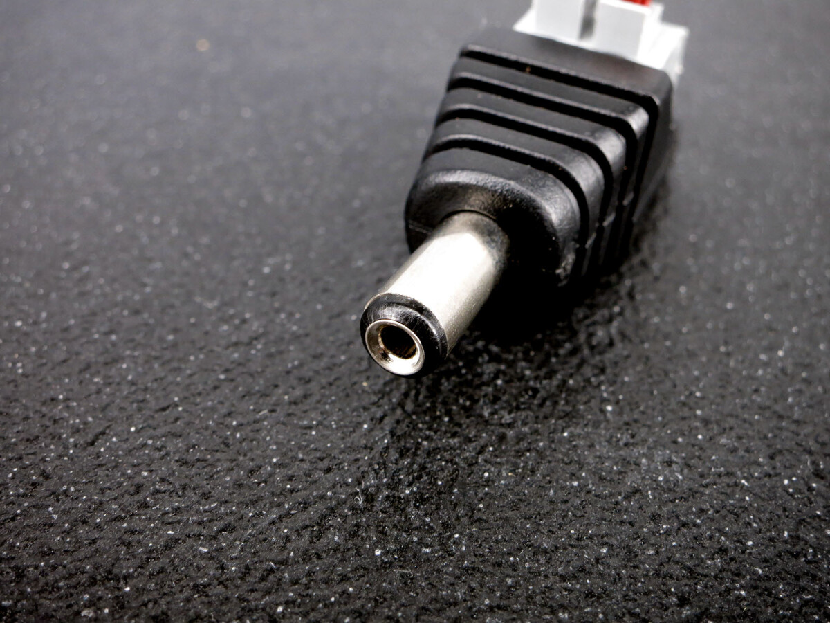 Male Anschlussadapter Adapter DC-Stecker - Terminalblock mit Taster 2 Pins, Schraubenlos